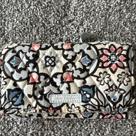 Vera Bradley Black and Pink Wristlet Clutch - Picture 2 of 6